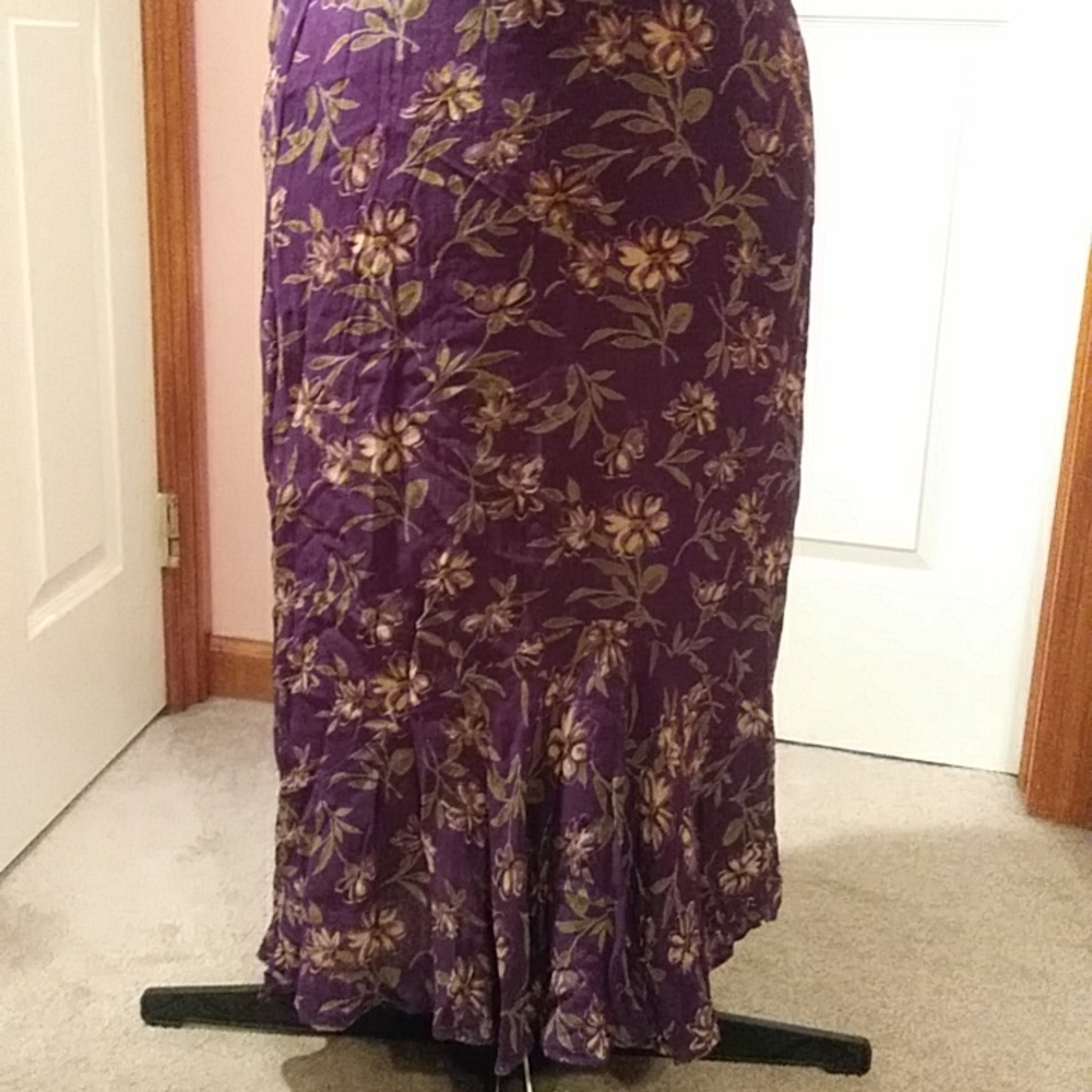 Reversible Skirt! - Picture 2 of 6